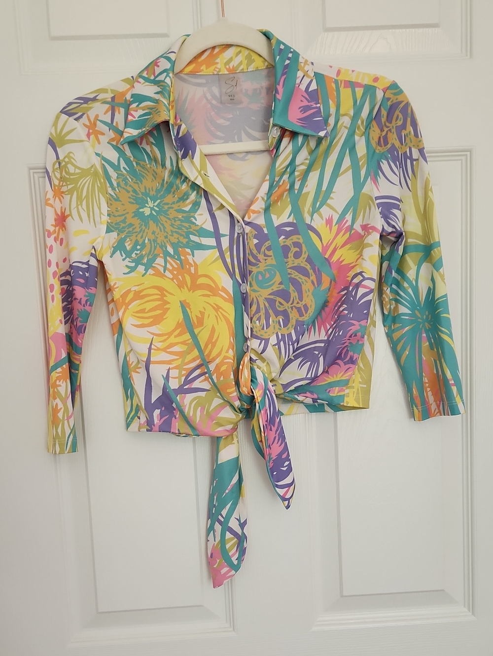 Beach Vacation Resortwear Travel Cropped Tropical Tie-Front Button-Down Shirt
